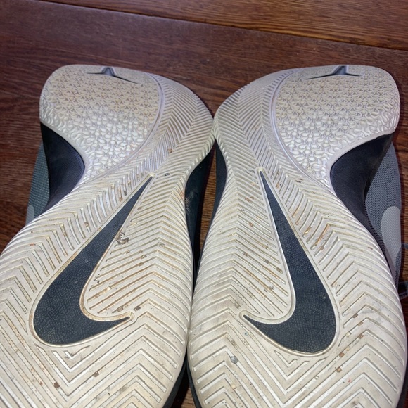 Nike Men’ Basketball Shoe - Picture 7 of 7